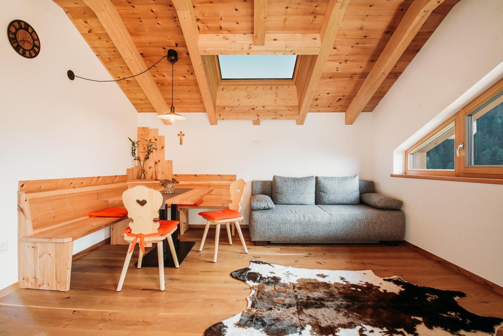 Grosskarnaiderhof Appartements-Bauernhof-Natur Pur Luson Bagian luar foto